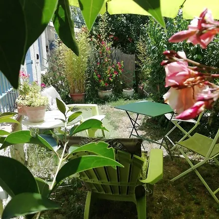 D'hote - Mas Le Barret Bed & Breakfast
